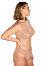 SCULPTD Bra: Full Coverage Lace Minimizer Bra